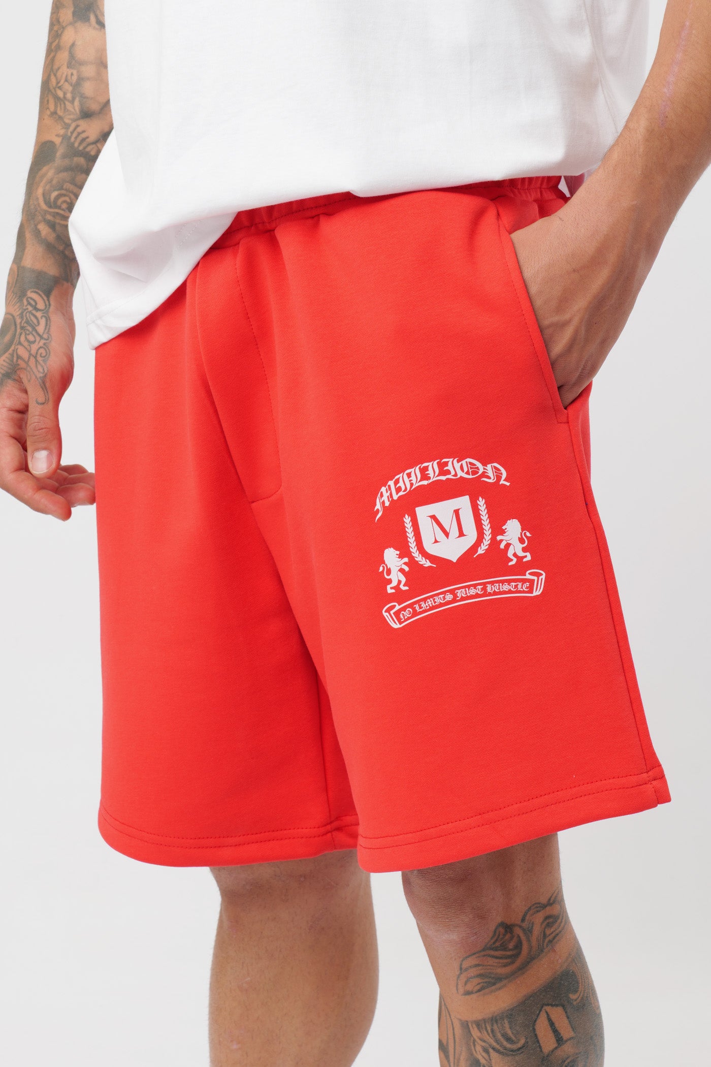 Short Monarch Red