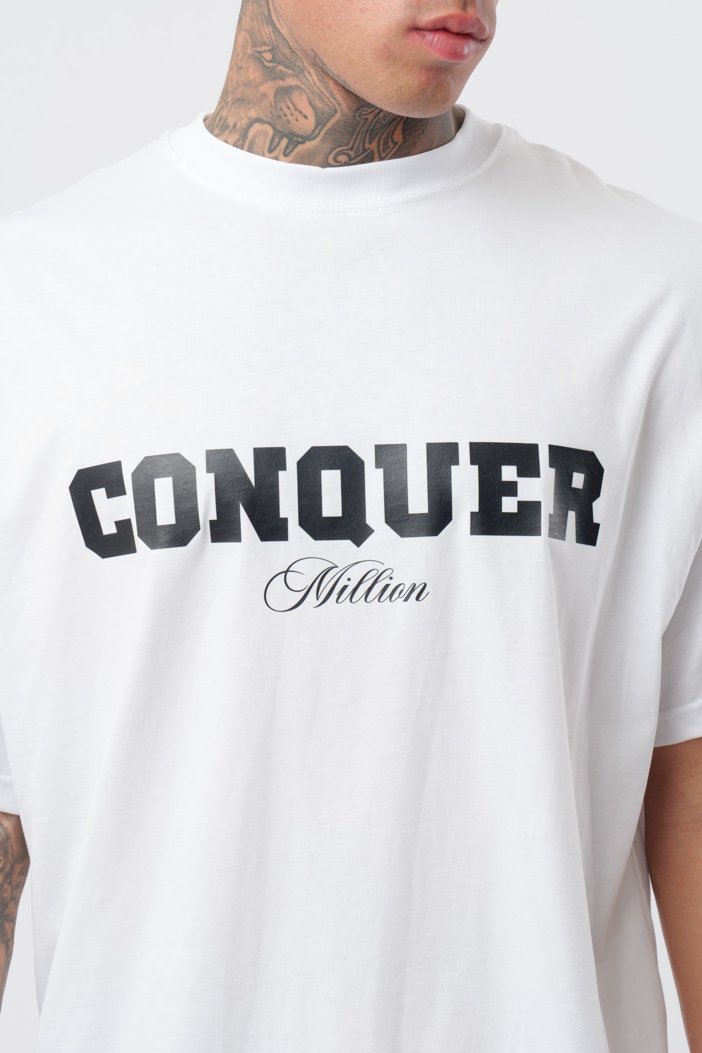 T-Shirt Conquer Bianca