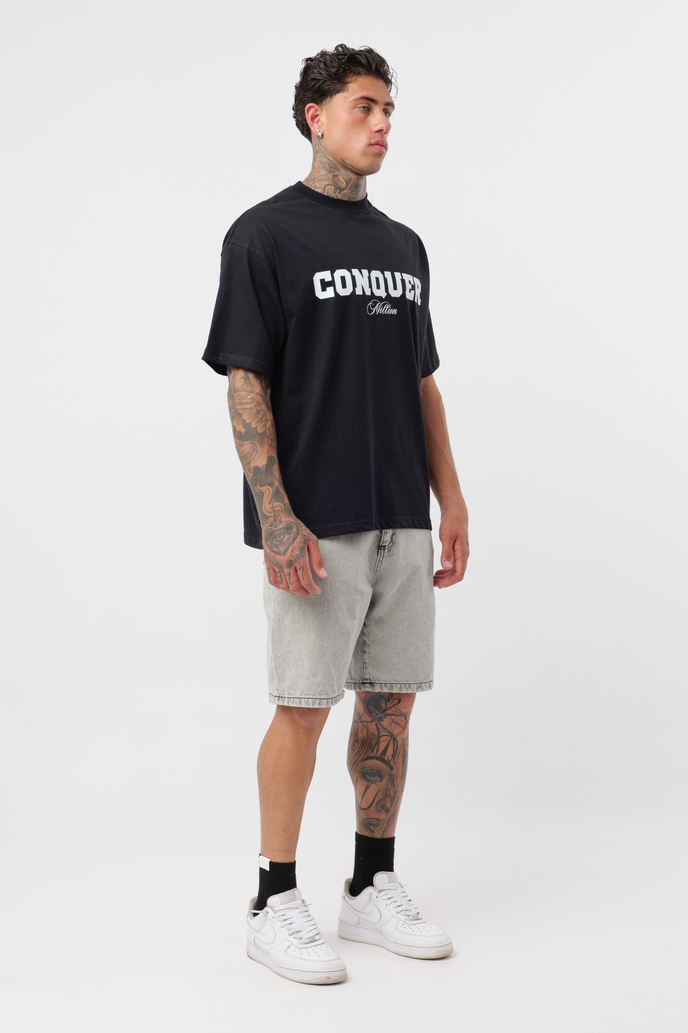 T-Shirt Conquer Nera