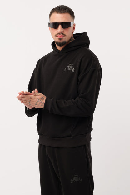 Schwarzer Hoodie mit schwarzem Logo