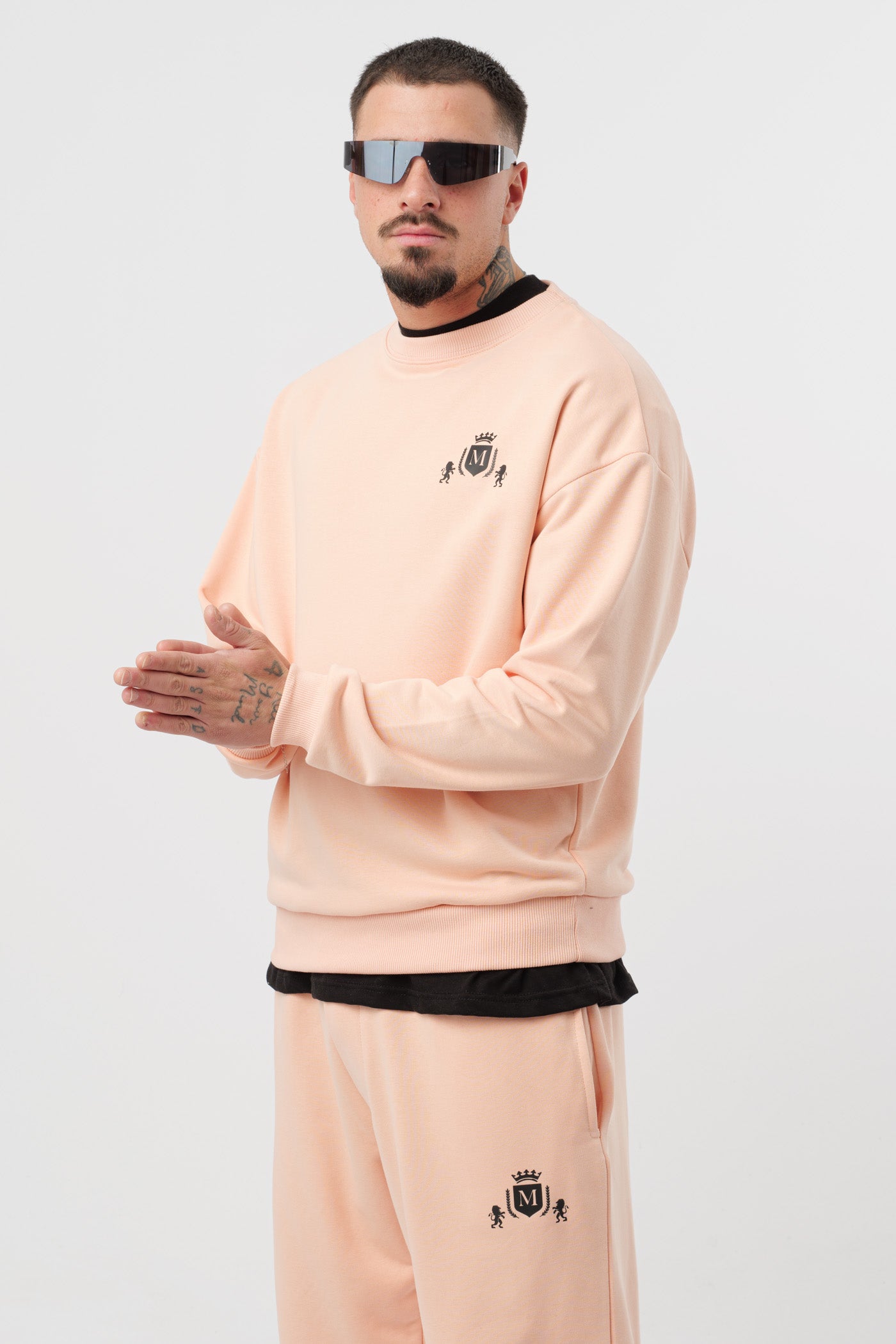 Crewneck Coral con Logo Nero