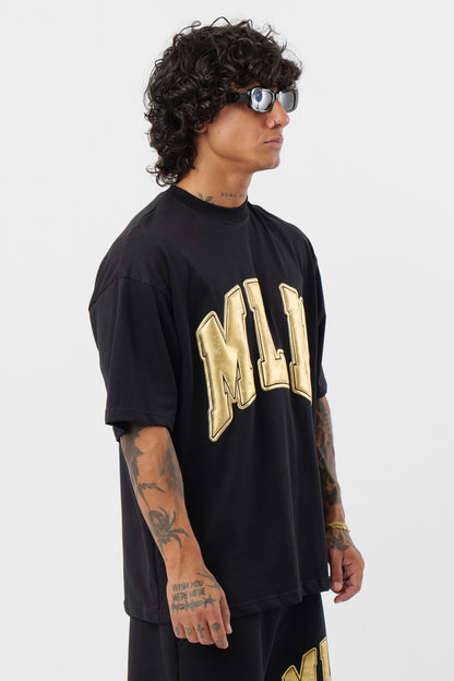 Weißes T-Shirt mit schwarzem Logo
