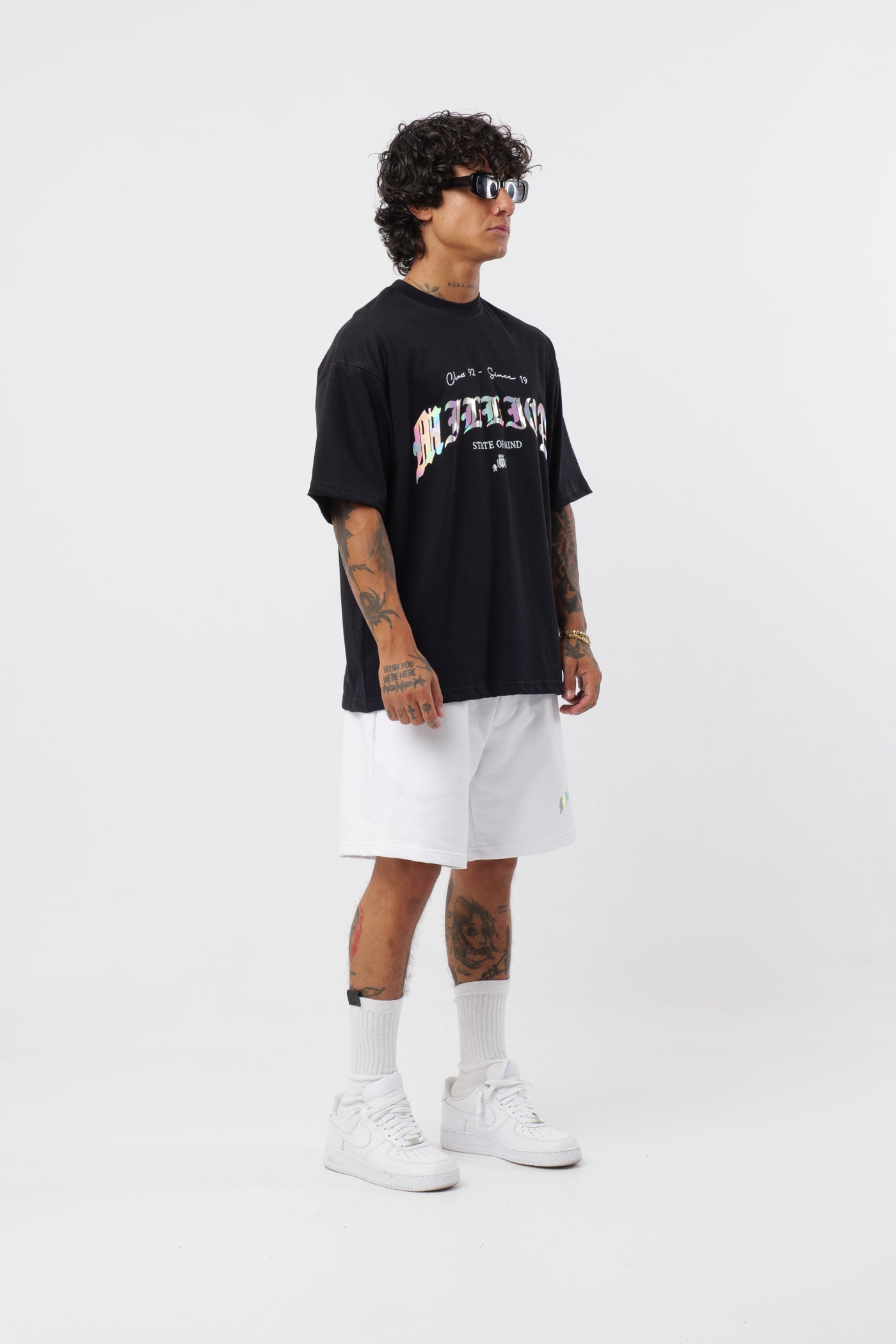 T-shirt noire holographique