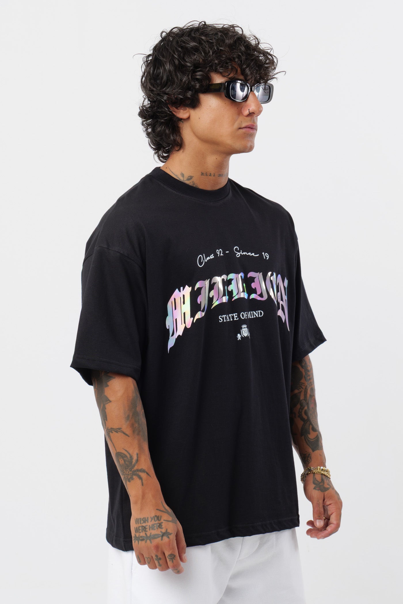 T-shirt noire holographique