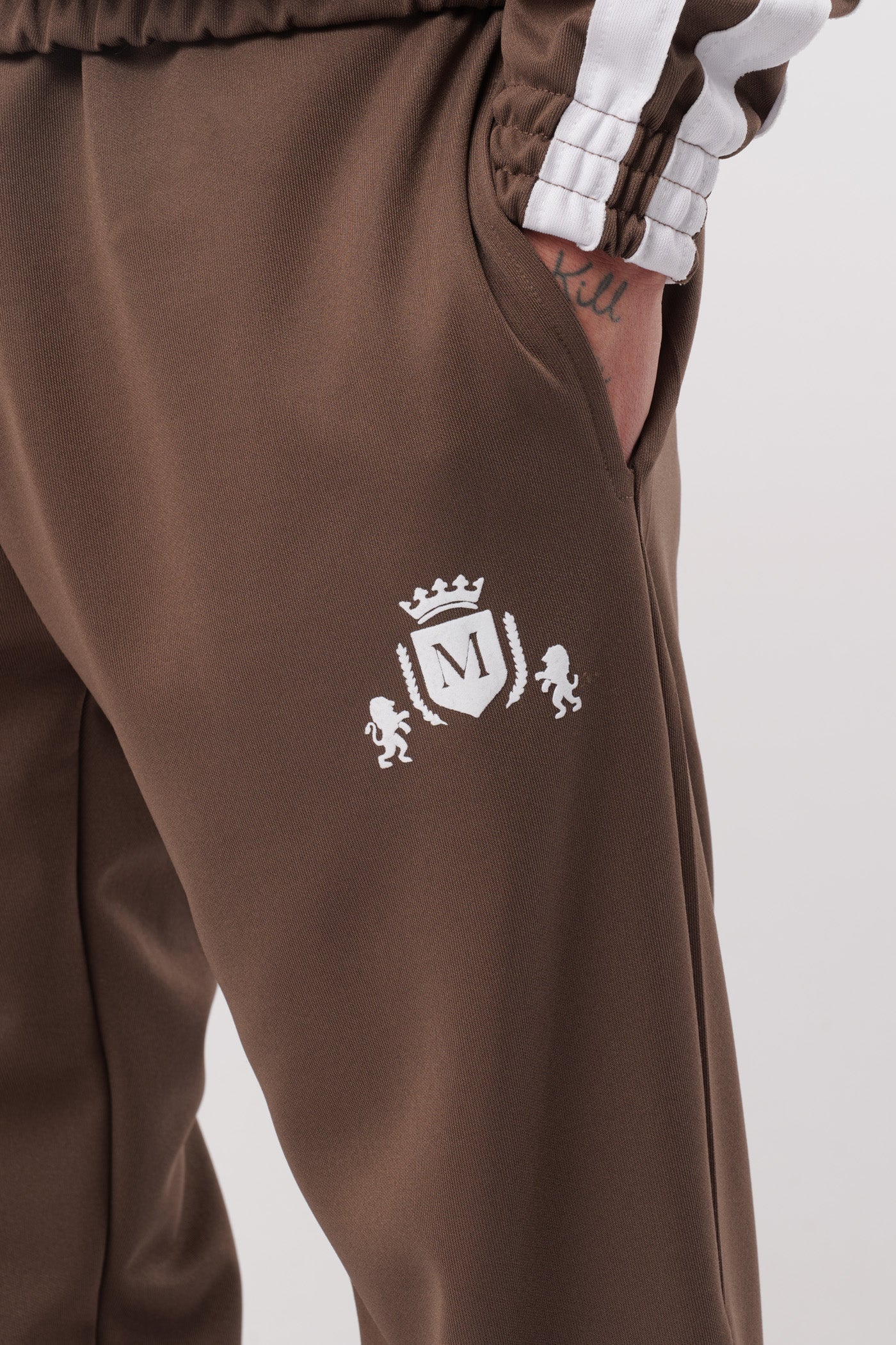 Tracksuit New Era Brown