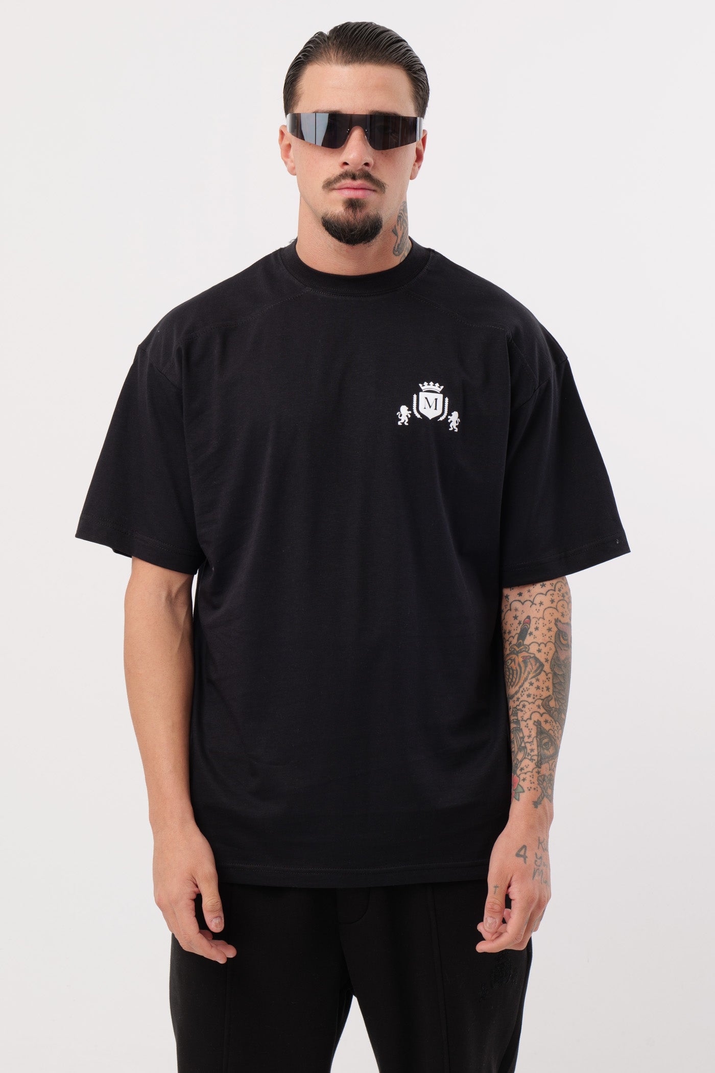 Schwarzes Logo-T-Shirt