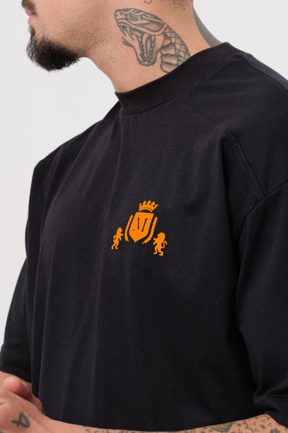 T-Shirt mit fluoreszierendem Logo in Schwarz und Orange