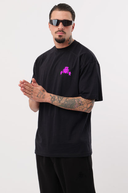 T-Shirt mit fluoreszierendem Logo in Schwarz und Rosa