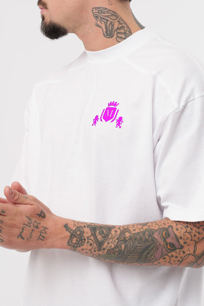 T-Shirt mit fluoreszierendem Logo in Weiß und Rosa